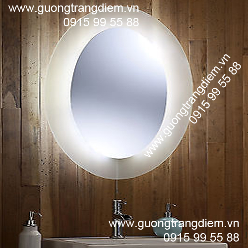 Gương trang điểm treo tường có đèn khổ lớn với nhiều ưu việt hơn các loại gương khác